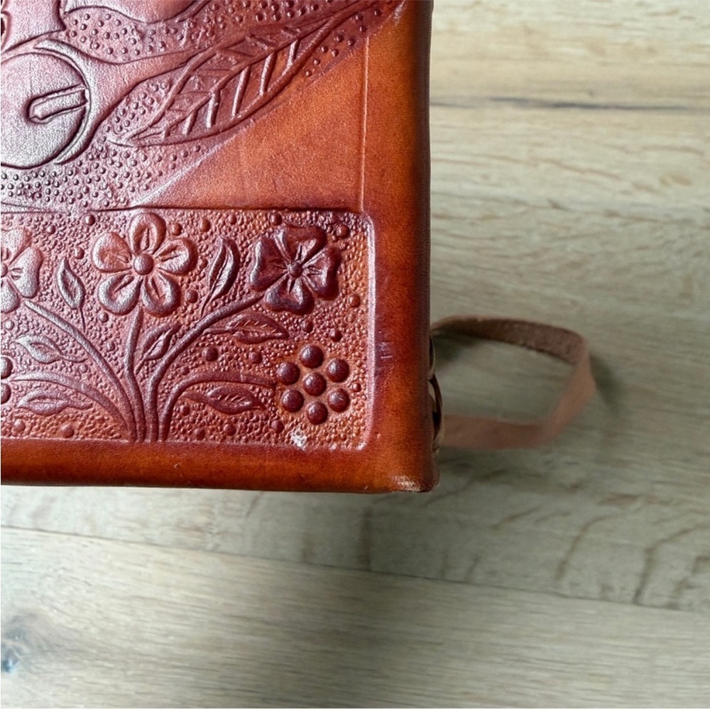 Hand Tooled Leather Crossbody Bag Floral Butterfly Bohemian Western Purse *L13 - Picture 6 of 6